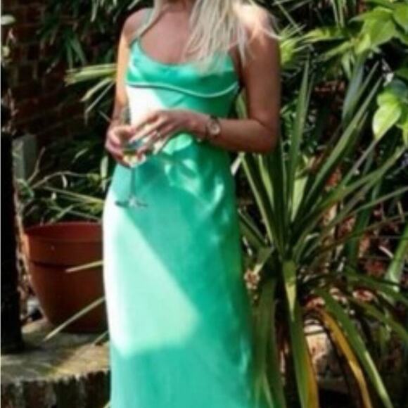Zara Elegant Green Satin Slip Dress NWOT Size XXL - Picture 3 of 10